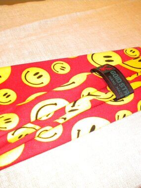 Gold Stan  Smiley Silk Tie